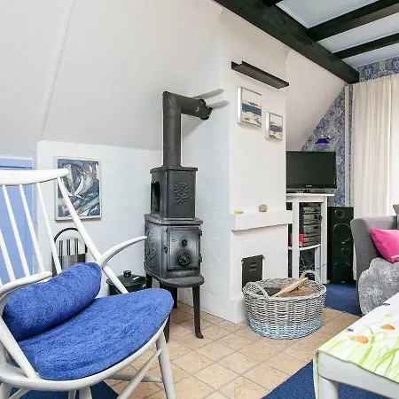 Holiday home Four-bedroom Holiday In Nexo 17