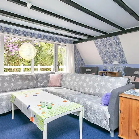 Four-bedroom Holiday In Nexo 17 *